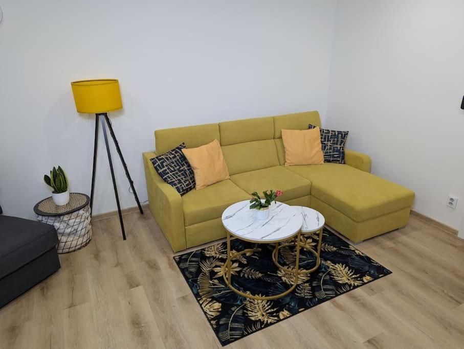 Cool Apartment Znojmo Eksteriør bilde